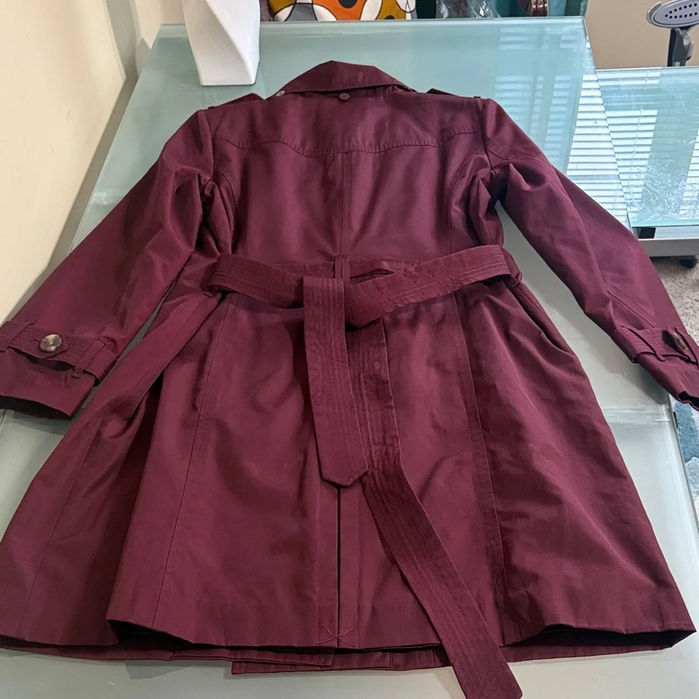 London Fog Women’s Trench Coat Size L Black Cherry | Removable Hood | Belted - Picture 4 of 11
